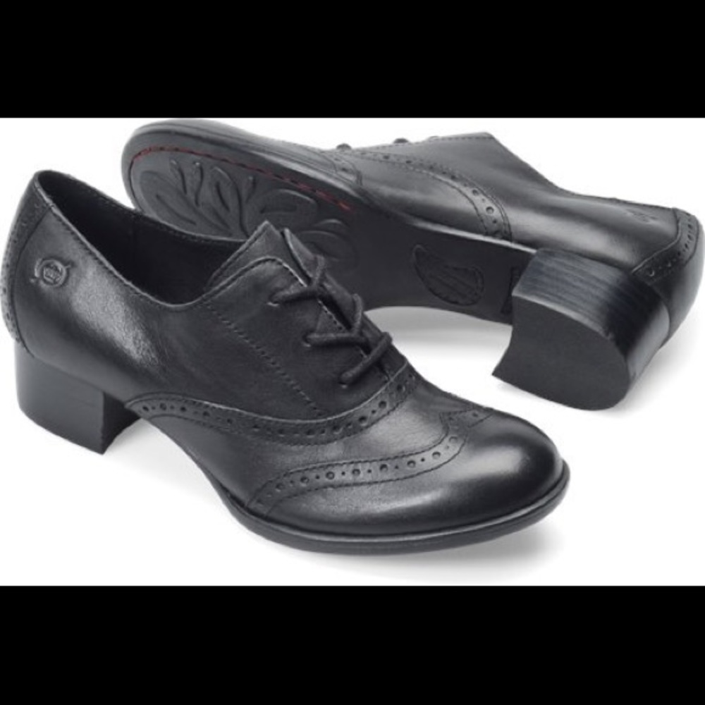 Born Naleigh Wingtip Oxford EUC Size US 10 EUR 42